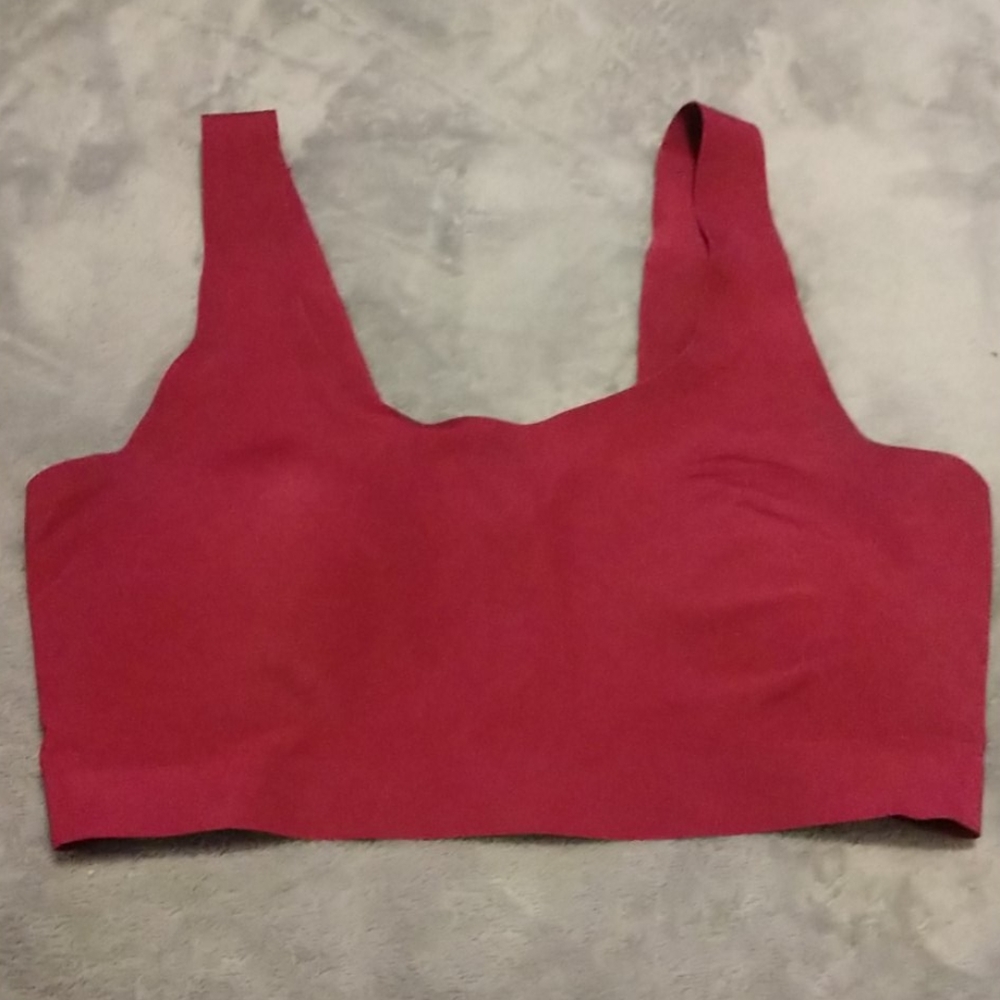 Very very comfortable sports bra